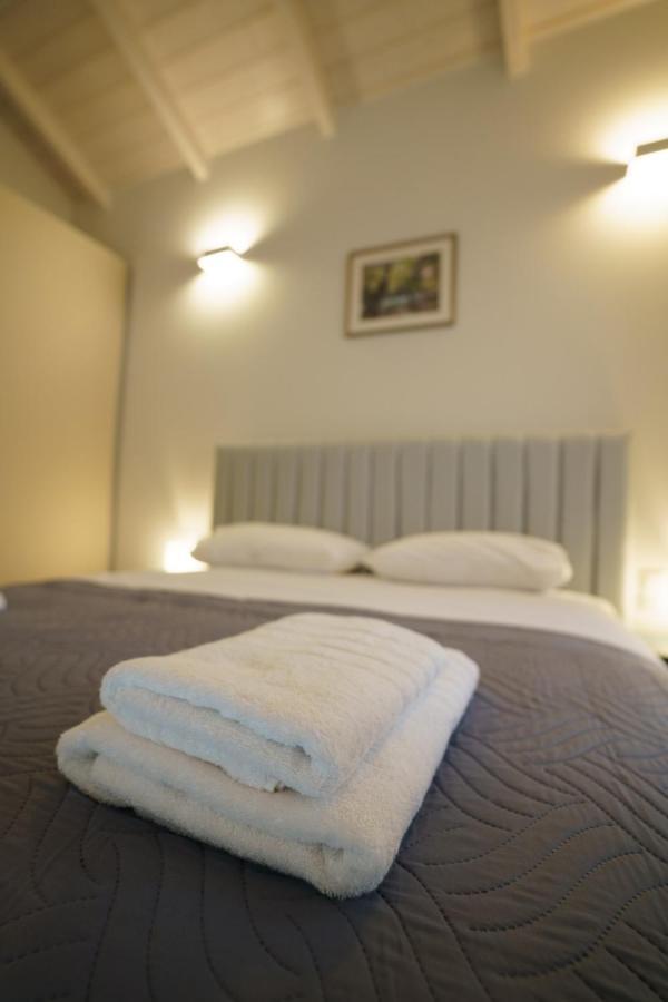 Astrali Stone Villas 파라미티아 외부 사진